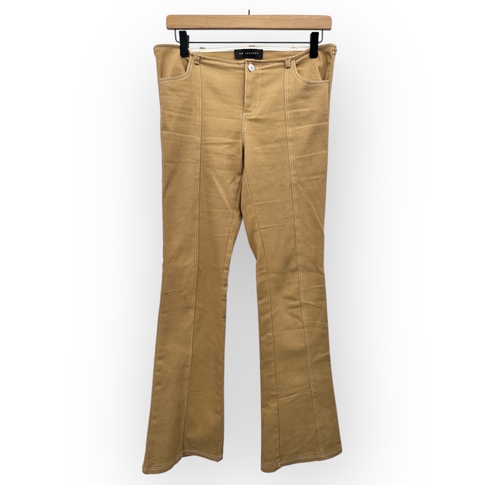 No Vacancy Tan Button Closure Stretch Y2K 90's low rise